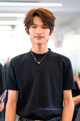 百美汇成功学子——黄佳重